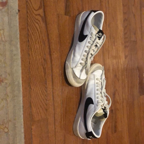 Nike Women’s Blazers Low - Picture 5 of 6